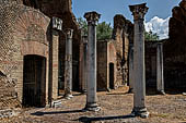 Villa Adriana - La piazza d'oro.